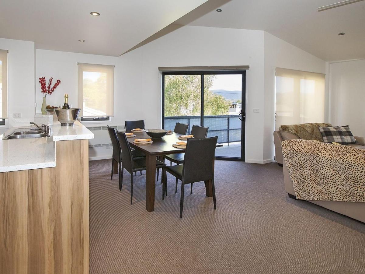 ג'ינדביין Northview 2 - Modern 2Br Townhouse L Lake View L Central Location L Spa Bath L Wifi מראה חיצוני תמונה